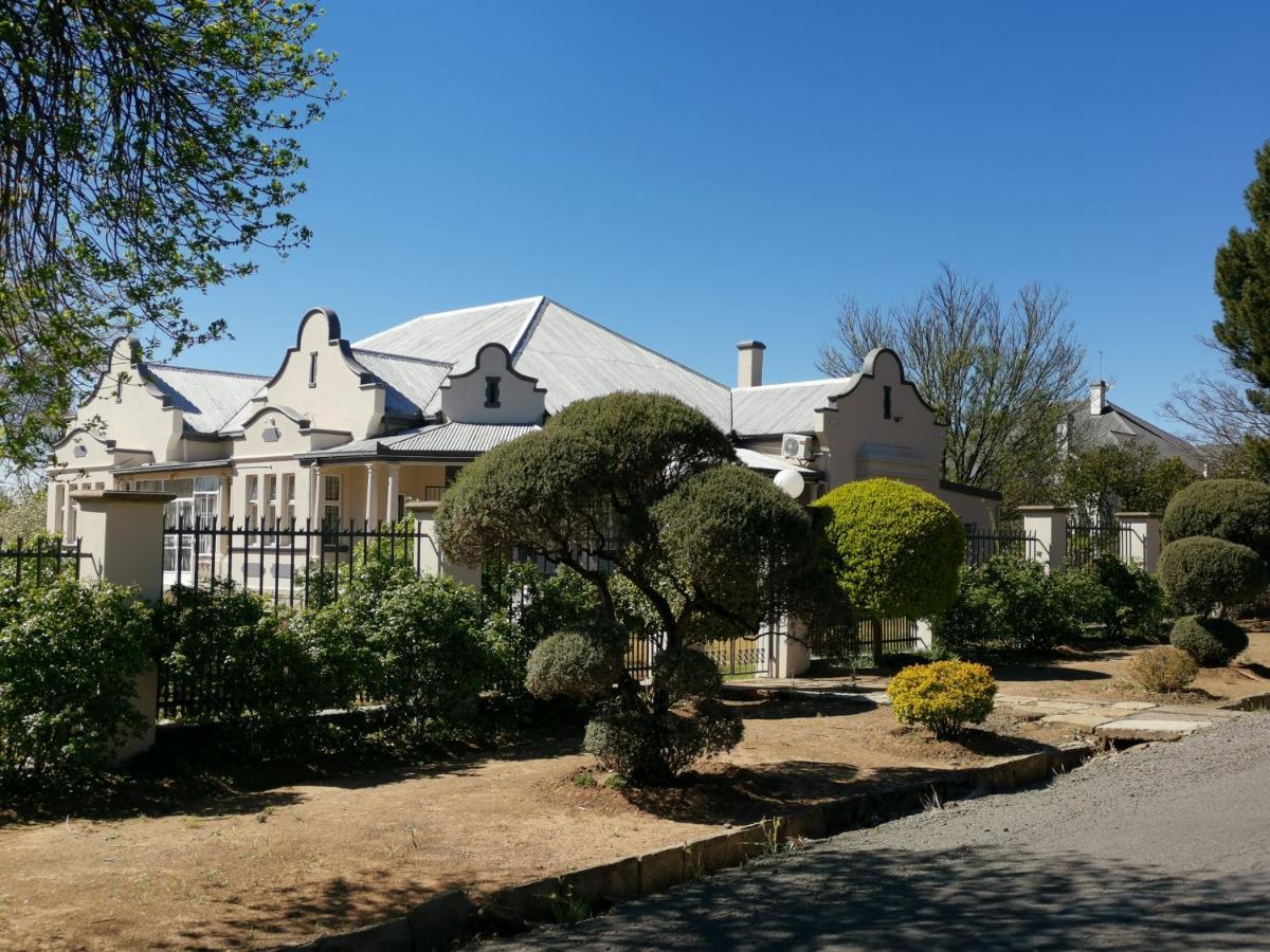 Lucolo Palace B&B Aliwal North Kültér fotó