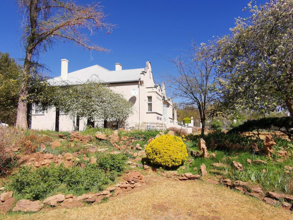 Lucolo Palace B&B Aliwal North Kültér fotó